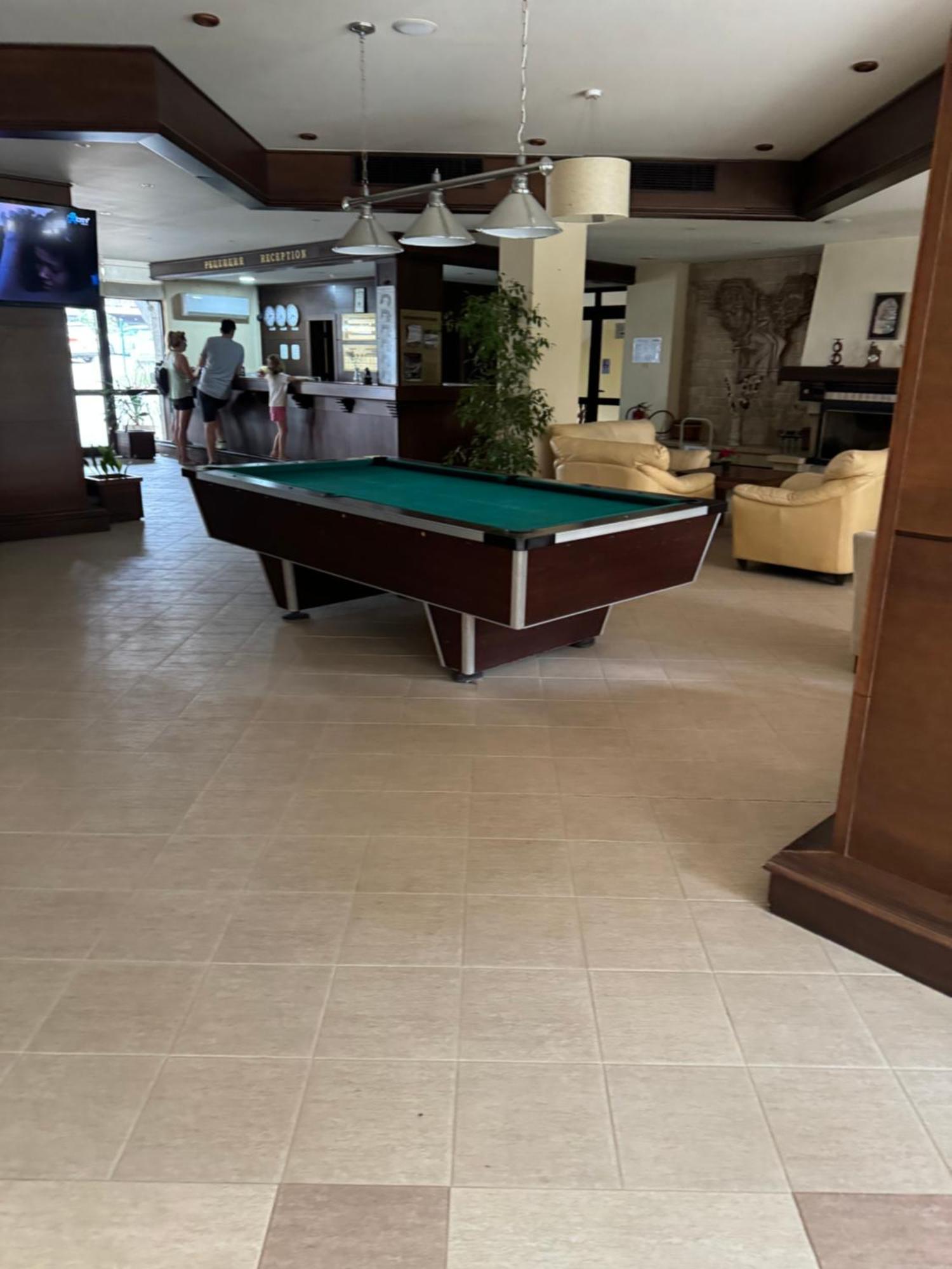 2-Bedroom, 2-Bathroom With Fireplace And Garden At Winslow Infinity Bansko Luaran gambar