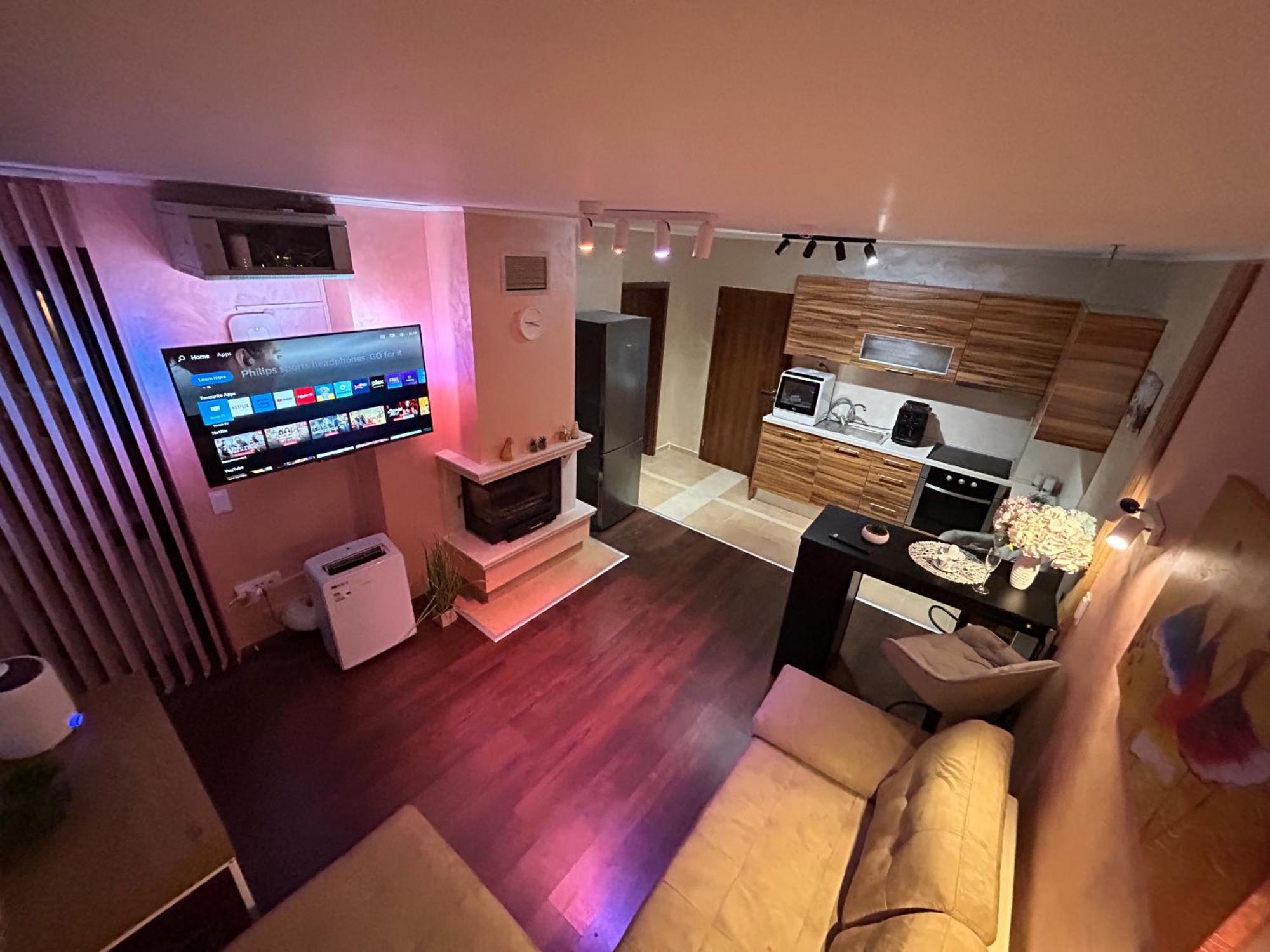 2-Bedroom, 2-Bathroom With Fireplace And Garden At Winslow Infinity Bansko Luaran gambar